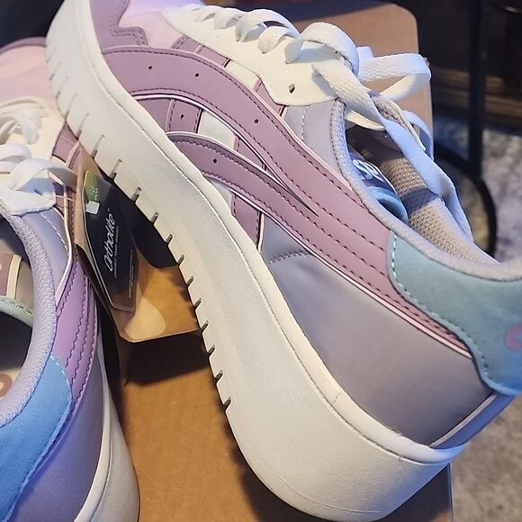 ASICS Women's  Japan S PF Sneakers Purple and White colorway Sneakers size 10.5 - Picture 5 of 9
